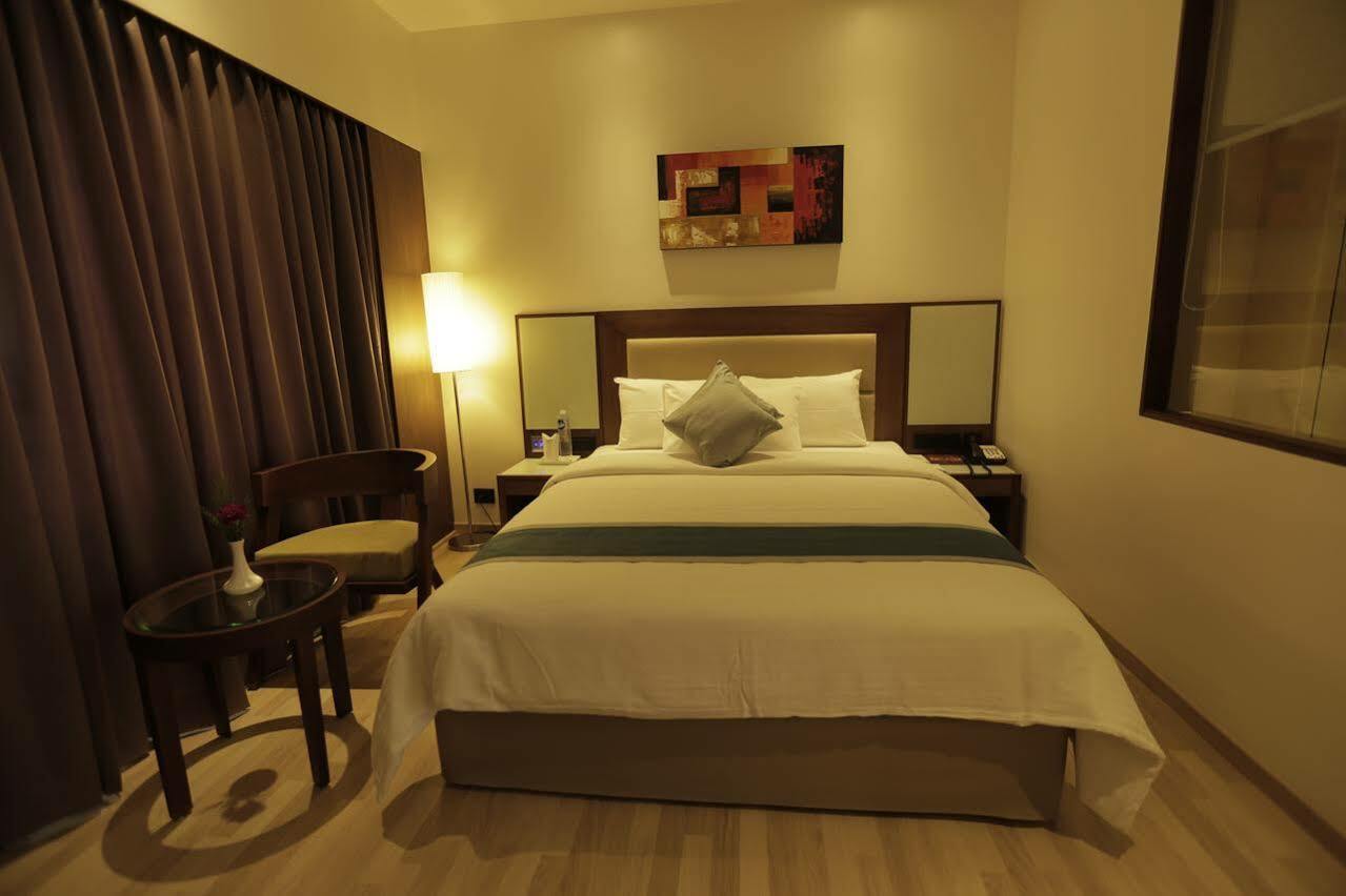 Готель Park Connect Kochi Екстер'єр фото